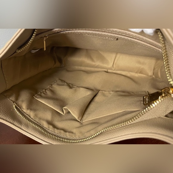 Ahdorned NY Vegan Leather Messenger Bag - New with Tag - Picture 13 of 16